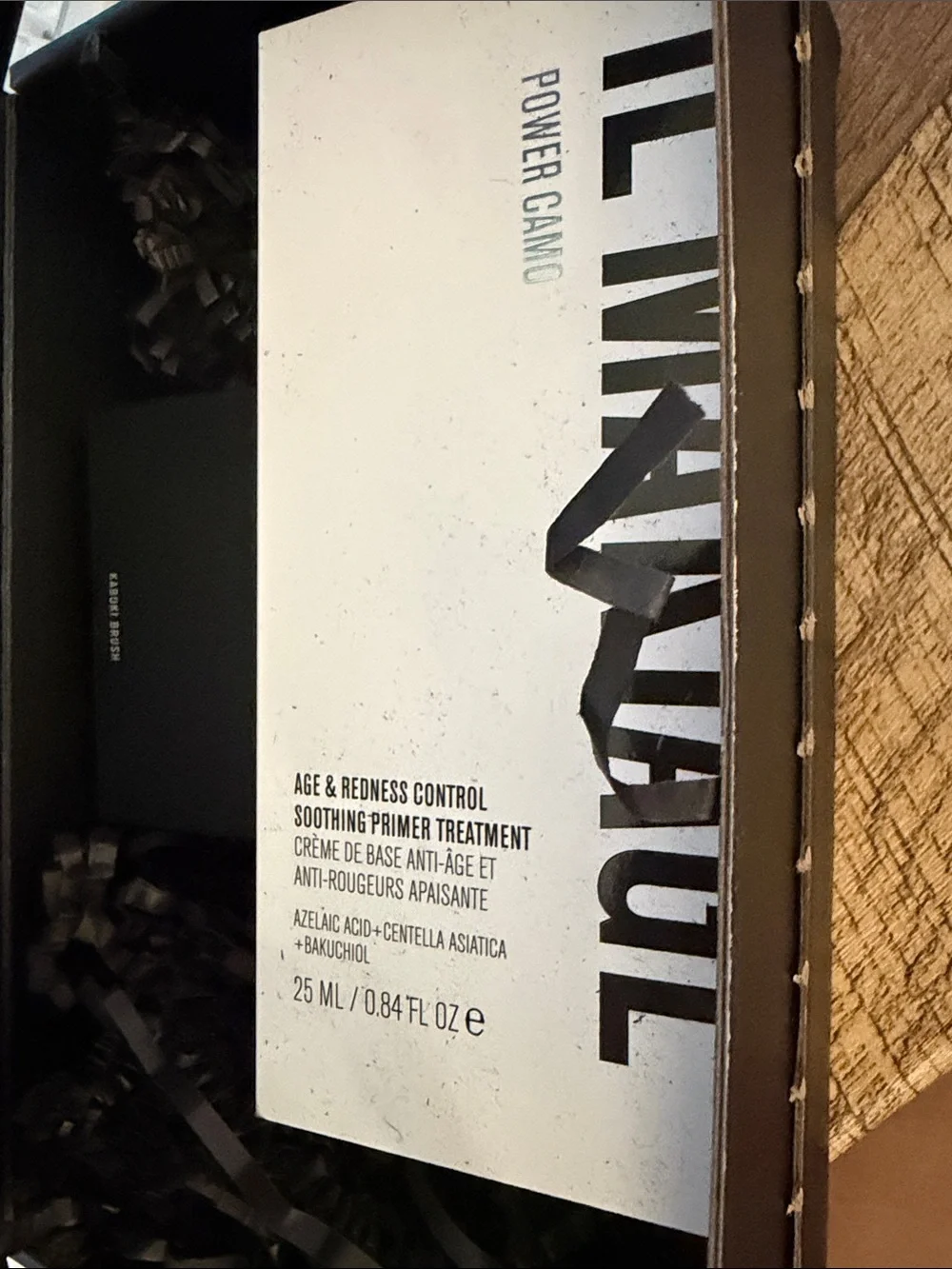 IL MAKIAGE Power Camo Soothing Primer Treatment PLUS kabuki brush